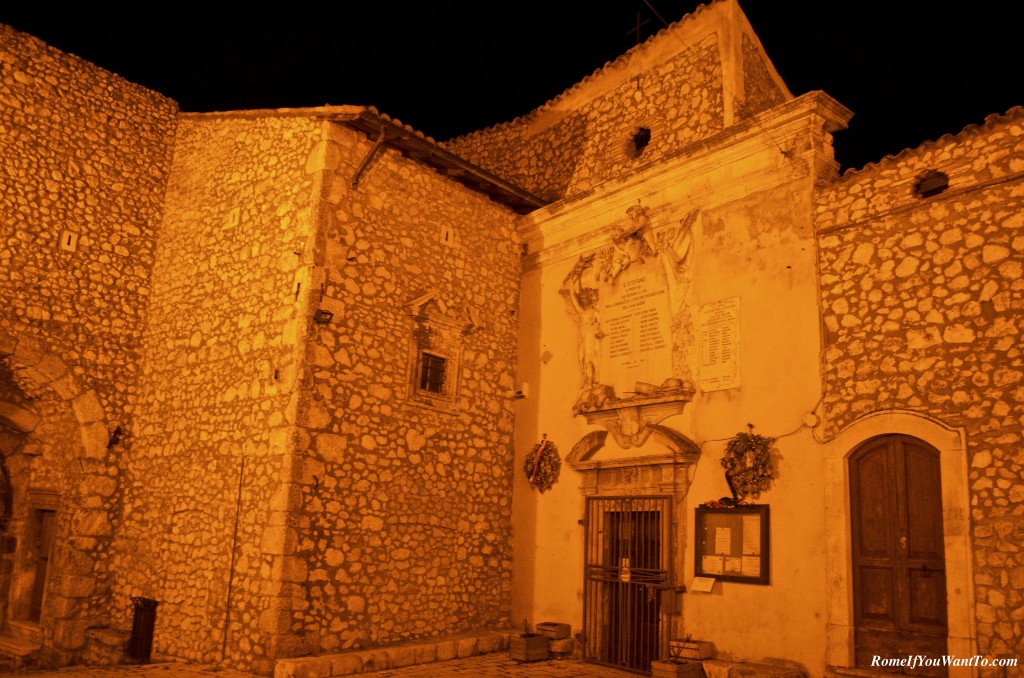 The same church, at night.